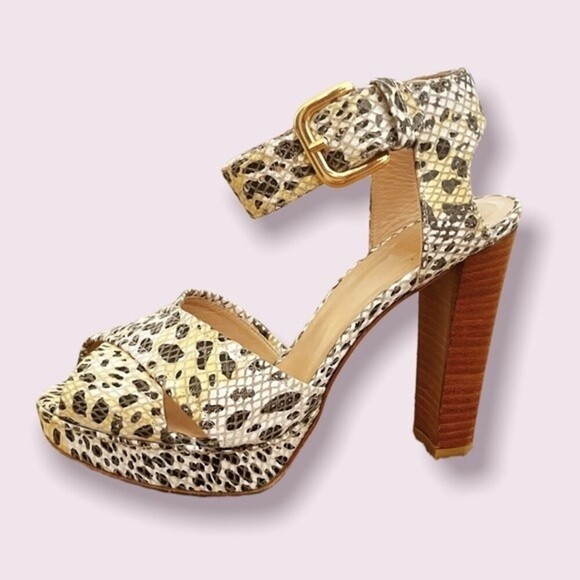 Stuart Weitzman Snakeskin Pumps Cream Gold Open Toe Buckle Heels Womens Size 6.5 - Picture 4 of 11